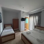 Jeti Villa *