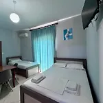 Jeti Villa *