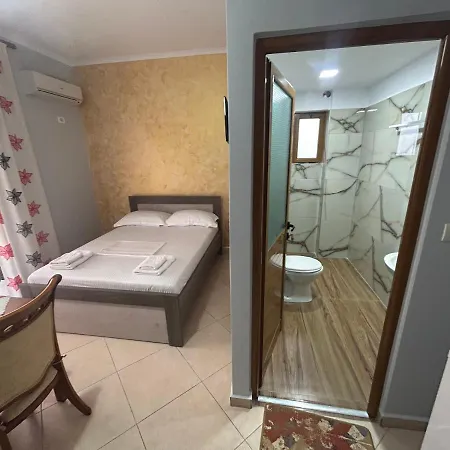 Jeti Villa *