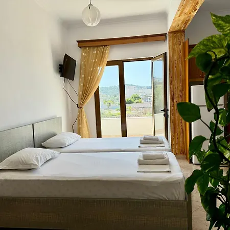 Jeti Villa Ksamil