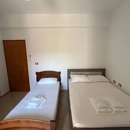 Βίλα Jeti Εξαμίλιο