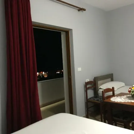 Villa Jeti *